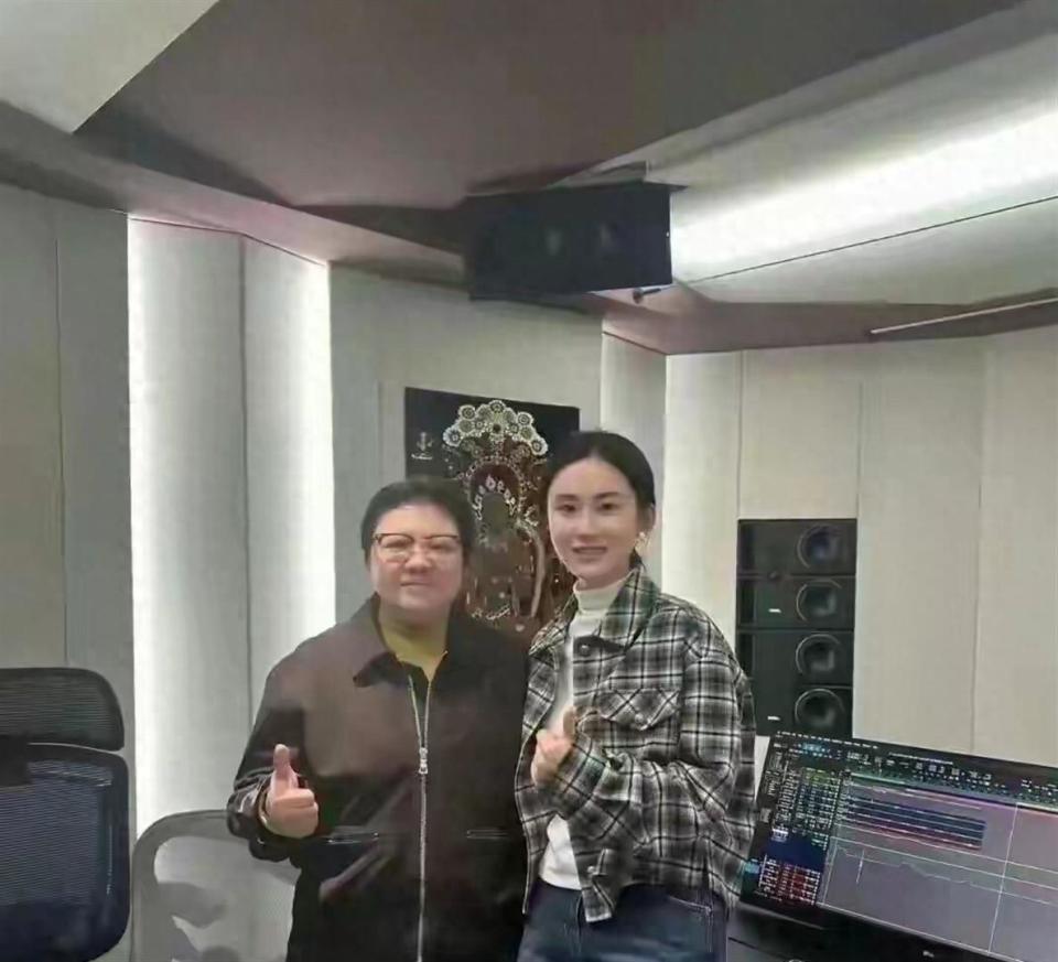 韩红减了四十斤，53岁的她确实帅气很多，