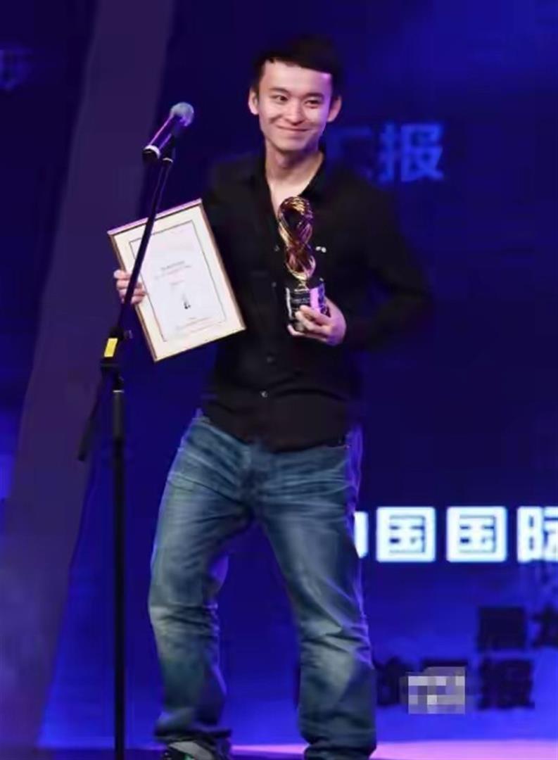 原来王京花没撒谎！这次，董子健和孙怡的联手，比复婚更体面(图2)