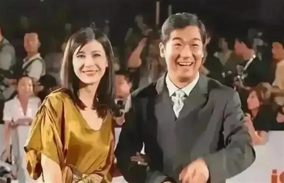 45岁童蕾现状，定居浙江农村，因丈夫背上债务变拍戏劳模(图16)