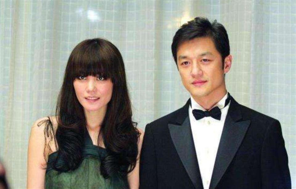 瞿颖为他落泪周迅夸他完美，王菲嫁给他，李亚鹏的魅力远不止这些(图2)