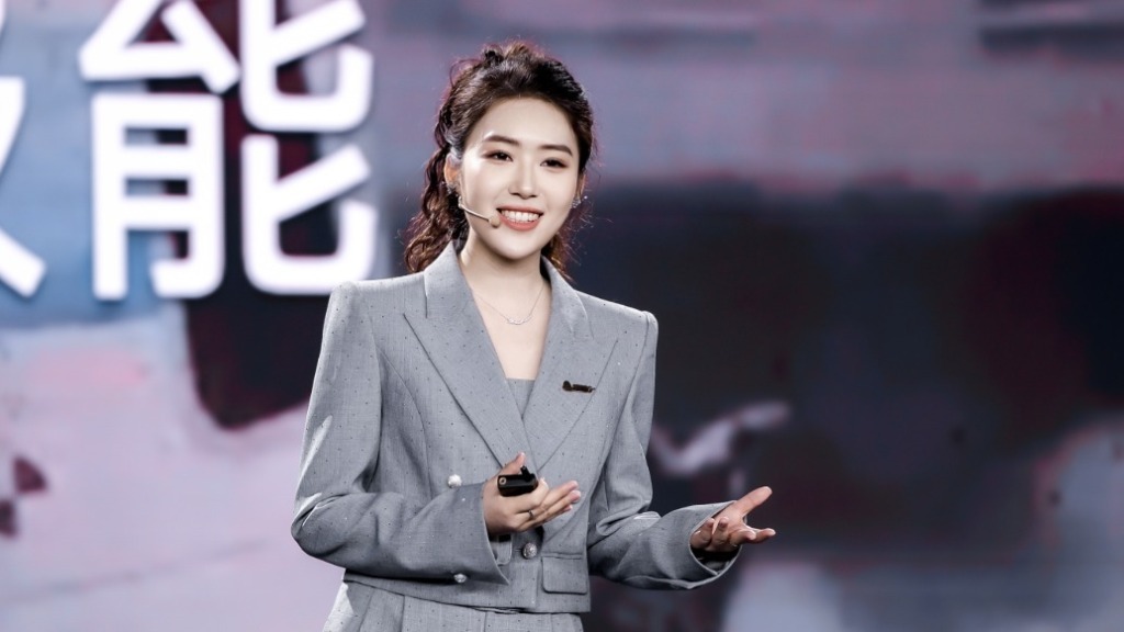 300万元太空船票预售牵出学历风波，90后创始人回应(图1)