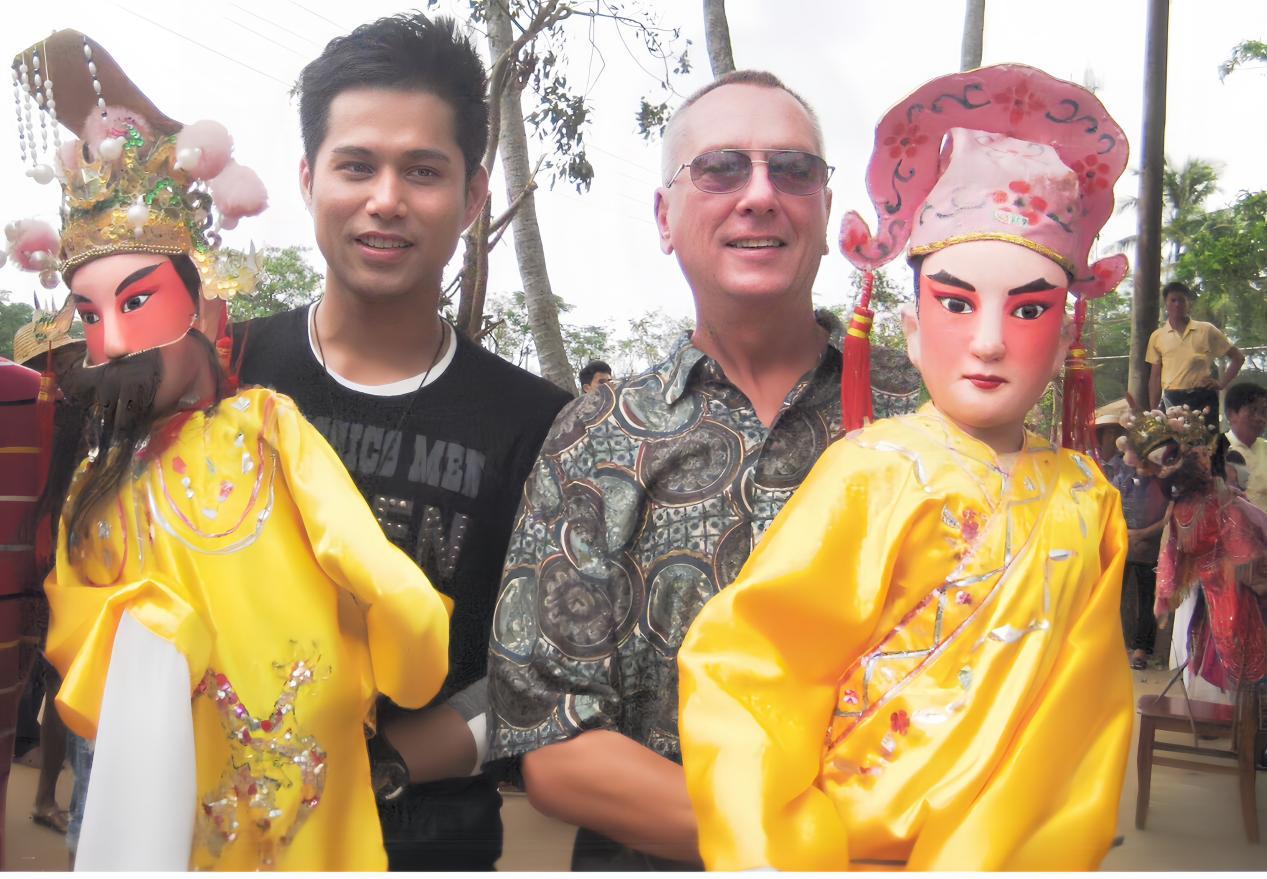 吉飞龙:以导演首作《余烬之光》,让海南守海人精神照见世界(图4) 吉飞龙:以导演首作《余烬之光》,让海南守海人精神照见世界(图4)