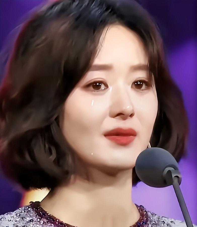 “闪婚闪离”4年后，赵丽颖官宣喜讯，和冯绍峰走向两个不同的路(图2)