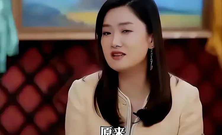 曾毅被“封杀”7个月后,凤凰传奇再度复出,玲花找的靠山没人敢动(图15) 曾毅被“封杀”7个月后,凤凰传奇再度复出,玲花找的靠山没人敢动(图15)