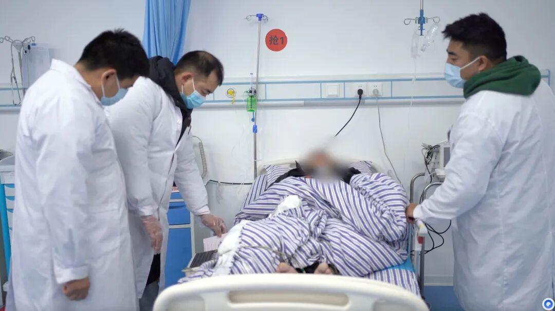 男子违规进入贡嘎山未开发区域失联后获救，罚3000元承担2.72万元救援费(图4)