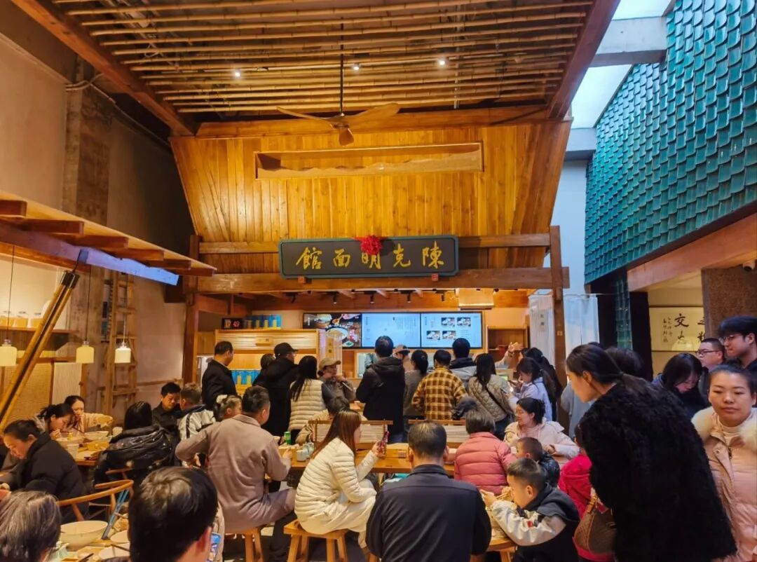 2.6万名股东注意，上市公司给你发“手工挂面”：满7000股就可领600克(图7)