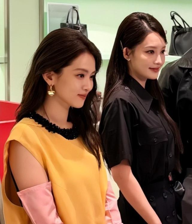 成都这一天，35岁李沁和32岁陈浩宇同框，骨相和皮相的差别真的很大(图7)