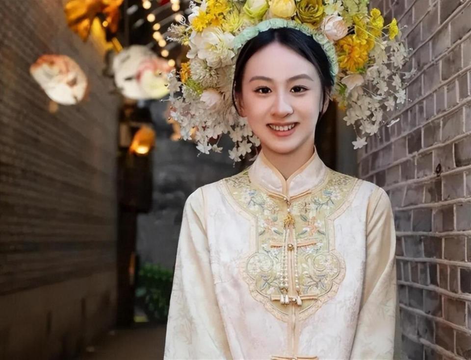 叶一茜晒出与森碟同框照，力破重男轻女的传闻，森碟下巴已矫正(图5)