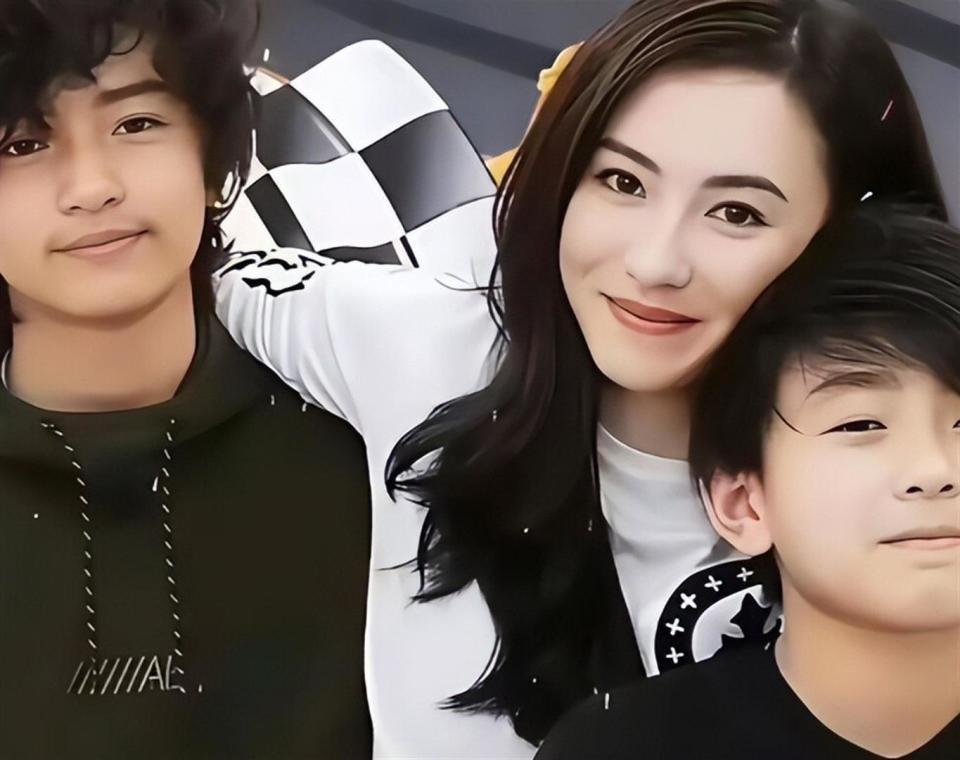 张柏芝丑闻曝光两月，荒唐的事还是发生了，儿子为此付出代价(图23)