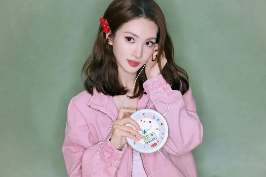 金晨被曝肇事逃逸，保险公司回应