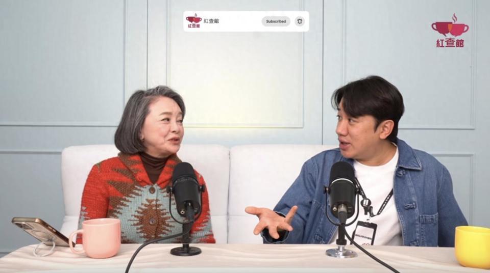 王祖蓝为女儿举家搬回香港，想给孩子安定生活，曾住内地四处搬家(图1)