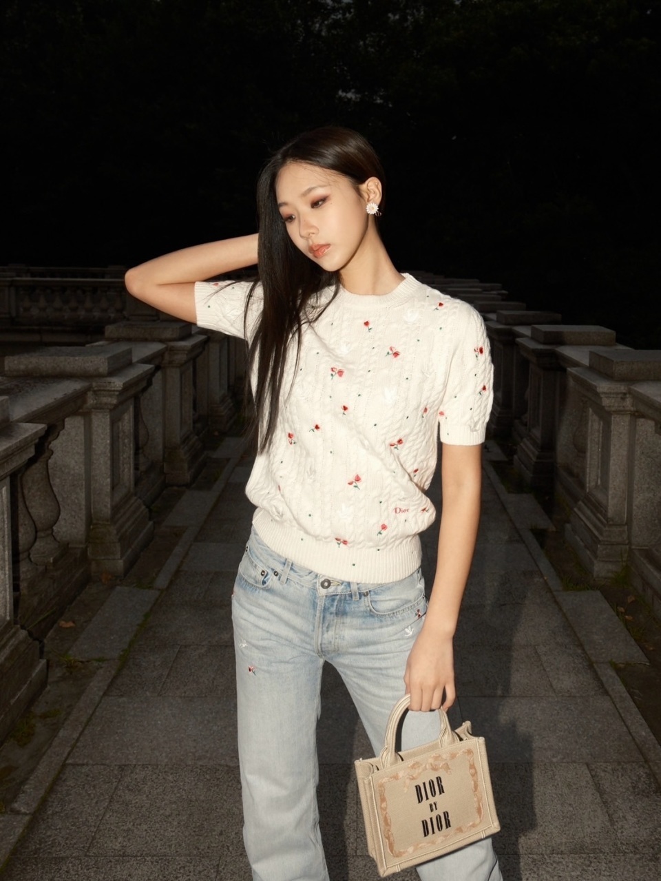 小S大女儿风格突变，成熟装扮判若两人，已经认不出来了(图8)