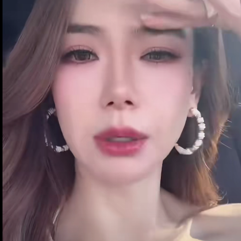 被“变瘦”的戚薇惊艳到！面相都变了，她的“大话”终于有人信了(图19)