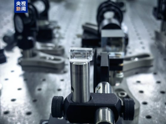 “中国牌”晶体,获重大突破(图1) “中国牌”晶体,获重大突破(图1)