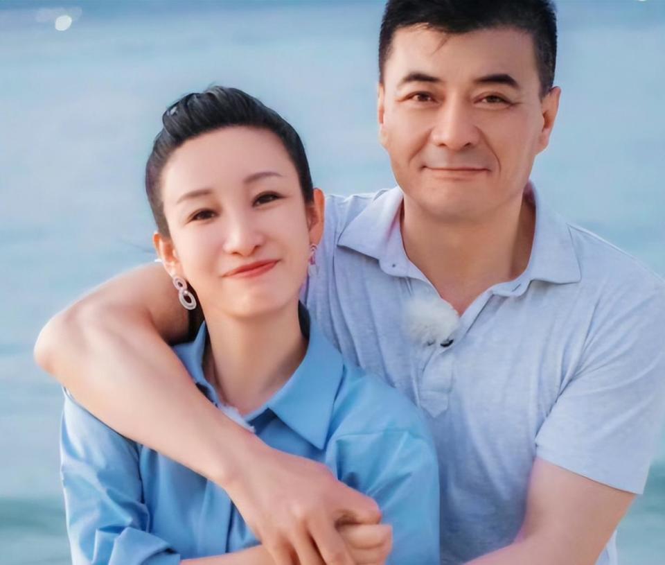 娱乐圈的婆媳佳话！秦海璐11年待婆婆如亲妈，细节里全是真心(图6)