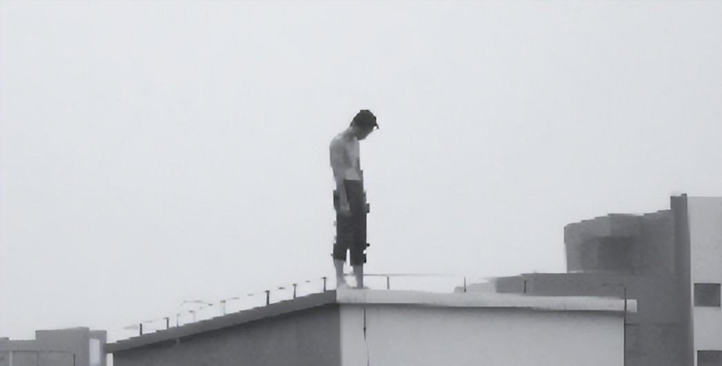 演员尚于博28岁跳楼离开，17字遗言感人(图13)