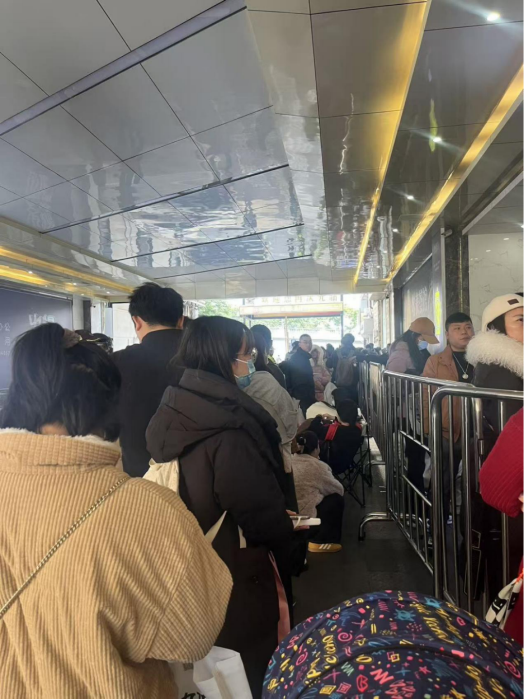 风暴眼丨年关添堵！深圳水贝黄金平台爆雷，上亿资金提现无门(图7)