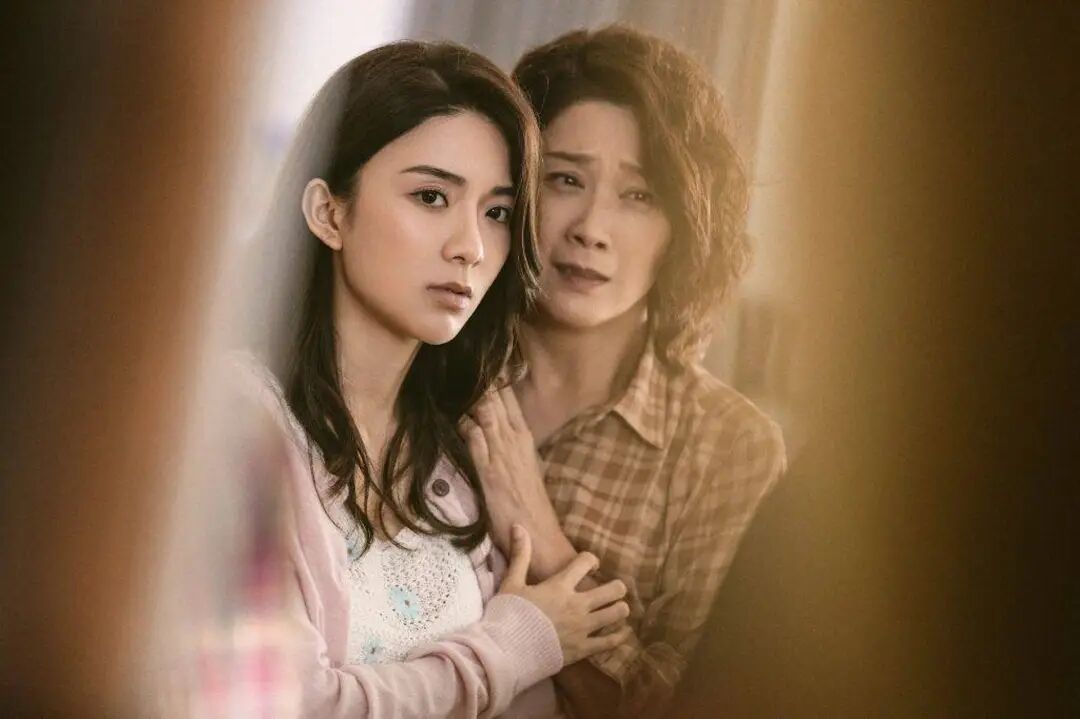 87岁TVB御用绿叶热播剧消失数月终回归，地位险被前亚视一姐取代(图5)