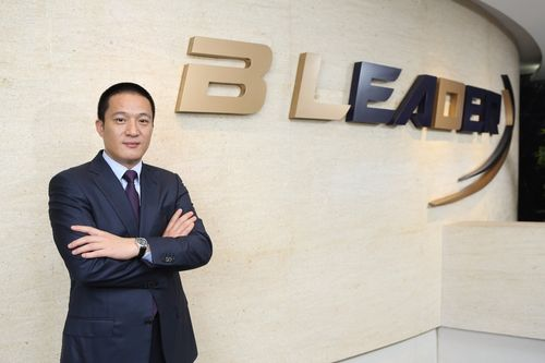 今年第一大瓜,4S店老板骗了一堆浙商大佬(图4) 今年第一大瓜,4S店老板骗了一堆浙商大佬(图4)