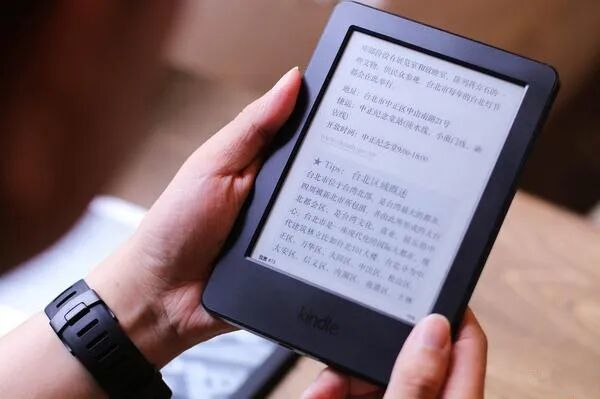 艰难的“中国版Kindle”，上市前先给股东分了2个亿(图3)