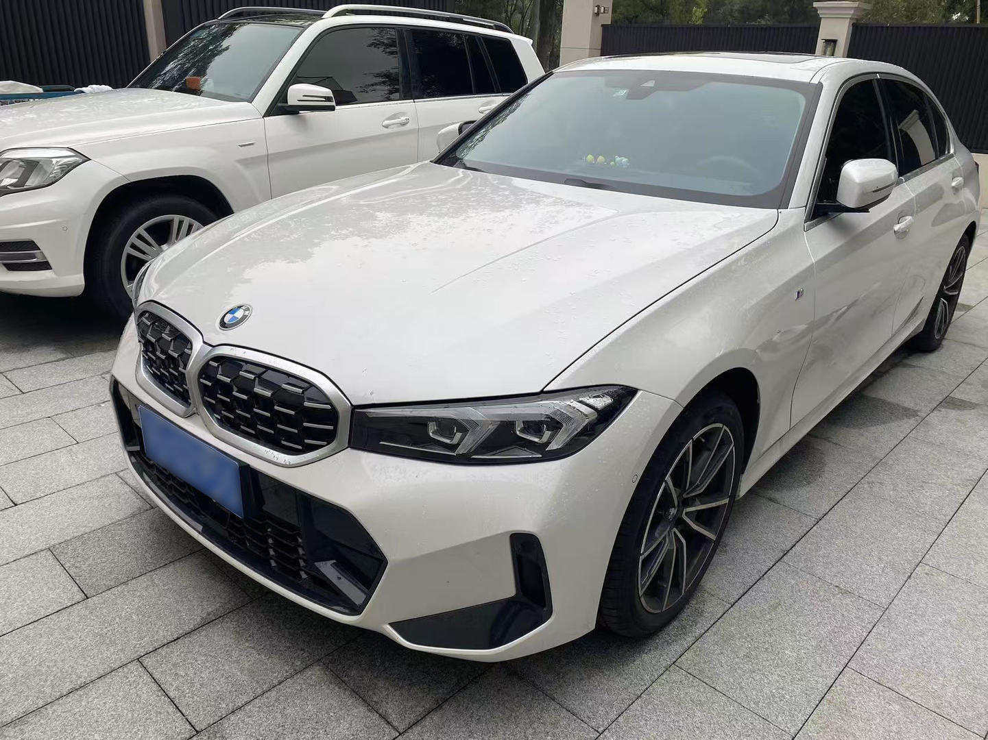 骗住家保姆贷款买宝马给自己开，向菜市场摊主借钱，“富婆”实则为限高“负婆”被刑拘(图3)