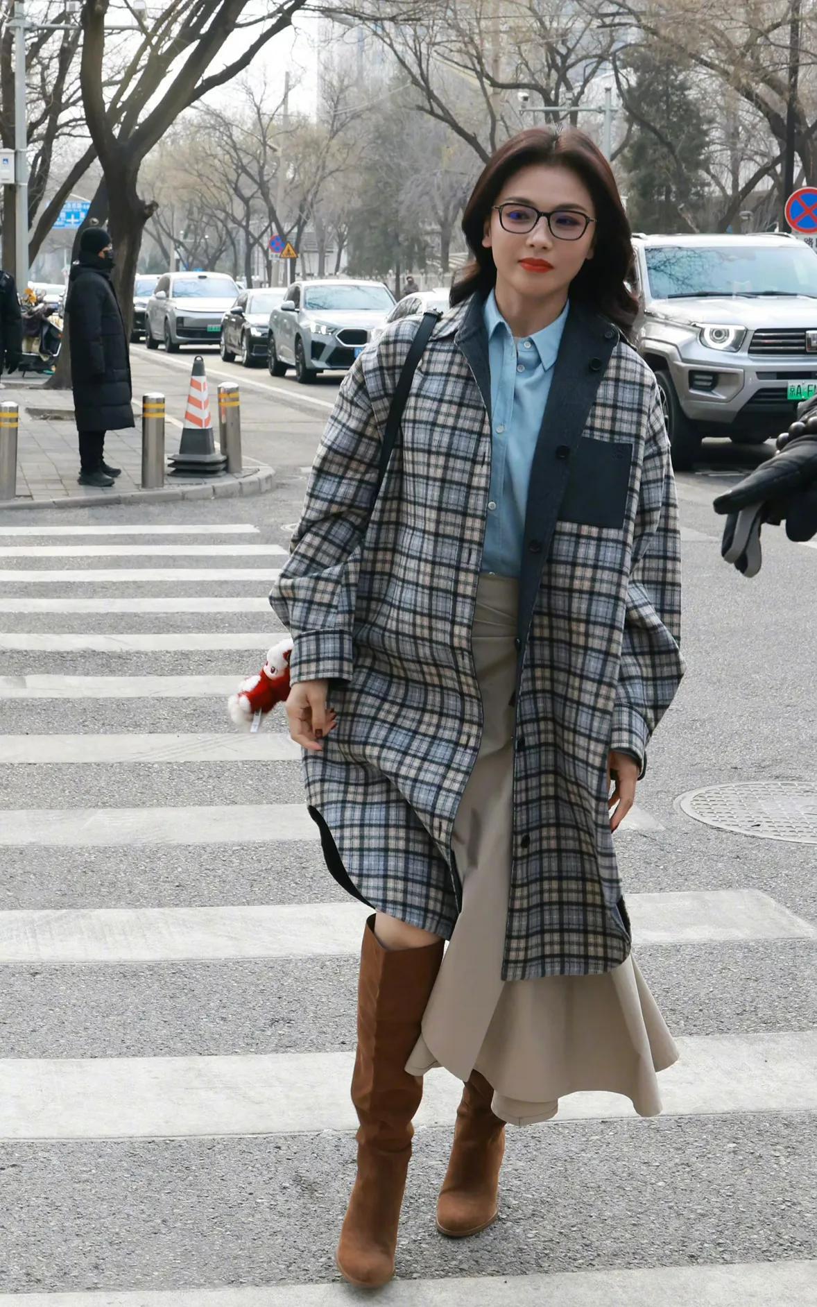 春晚联排成“大漏勺”！熟人局多、台柱子少，2位颜霸明星很意外(图18)