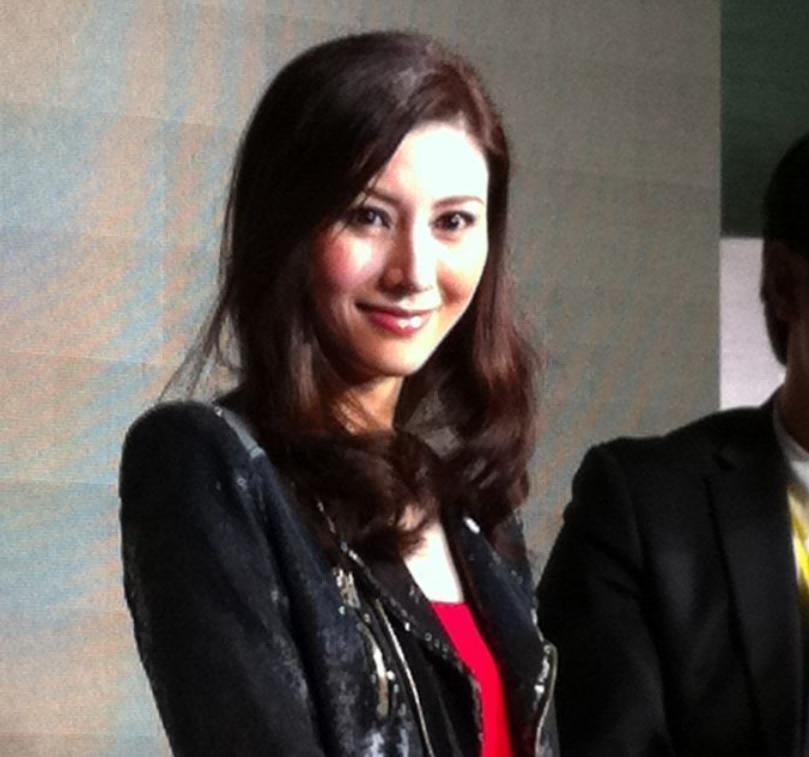 李嘉欣也没想到，临近年关，57岁陈法蓉因一番话，再次口碑暴涨(图2)