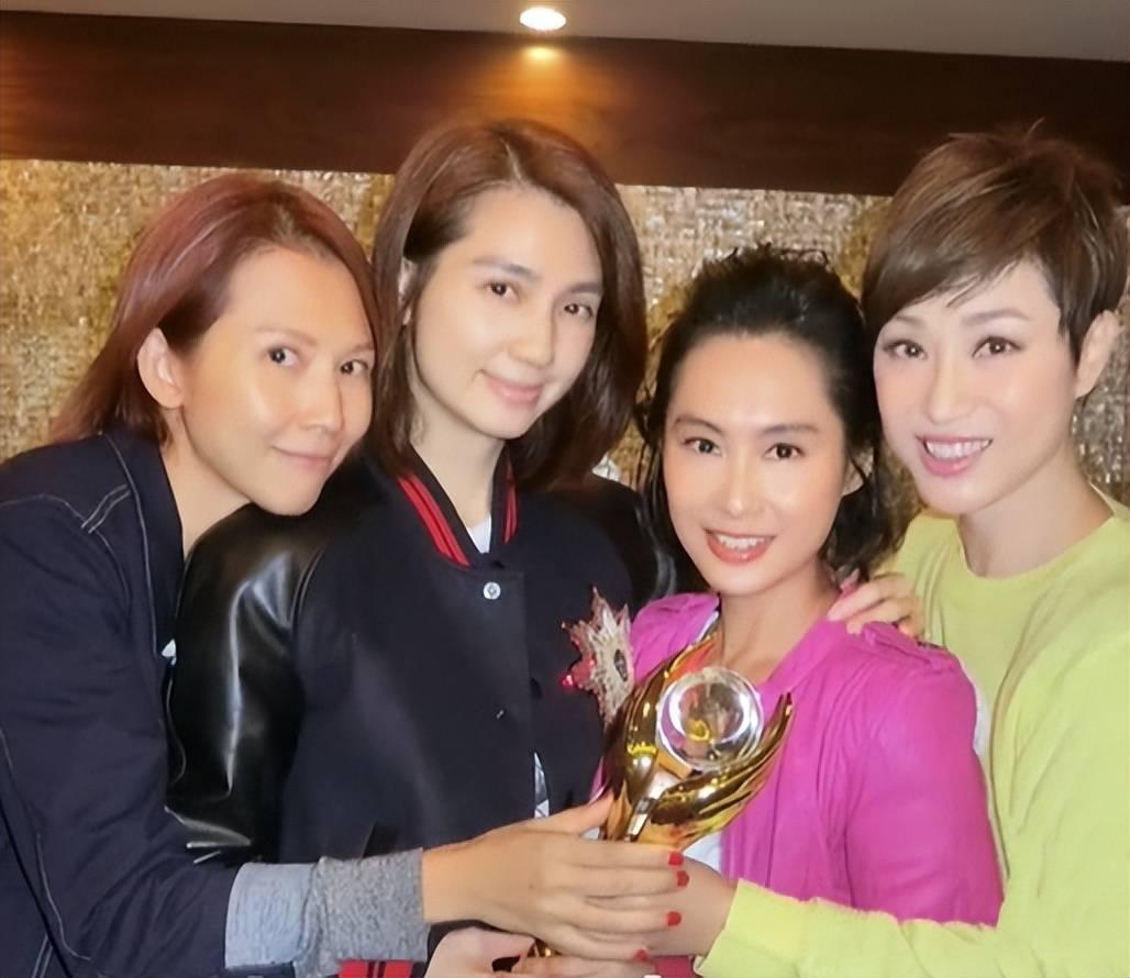 李嘉欣也没想到，临近年关，57岁陈法蓉因一番话，再次口碑暴涨(图43)