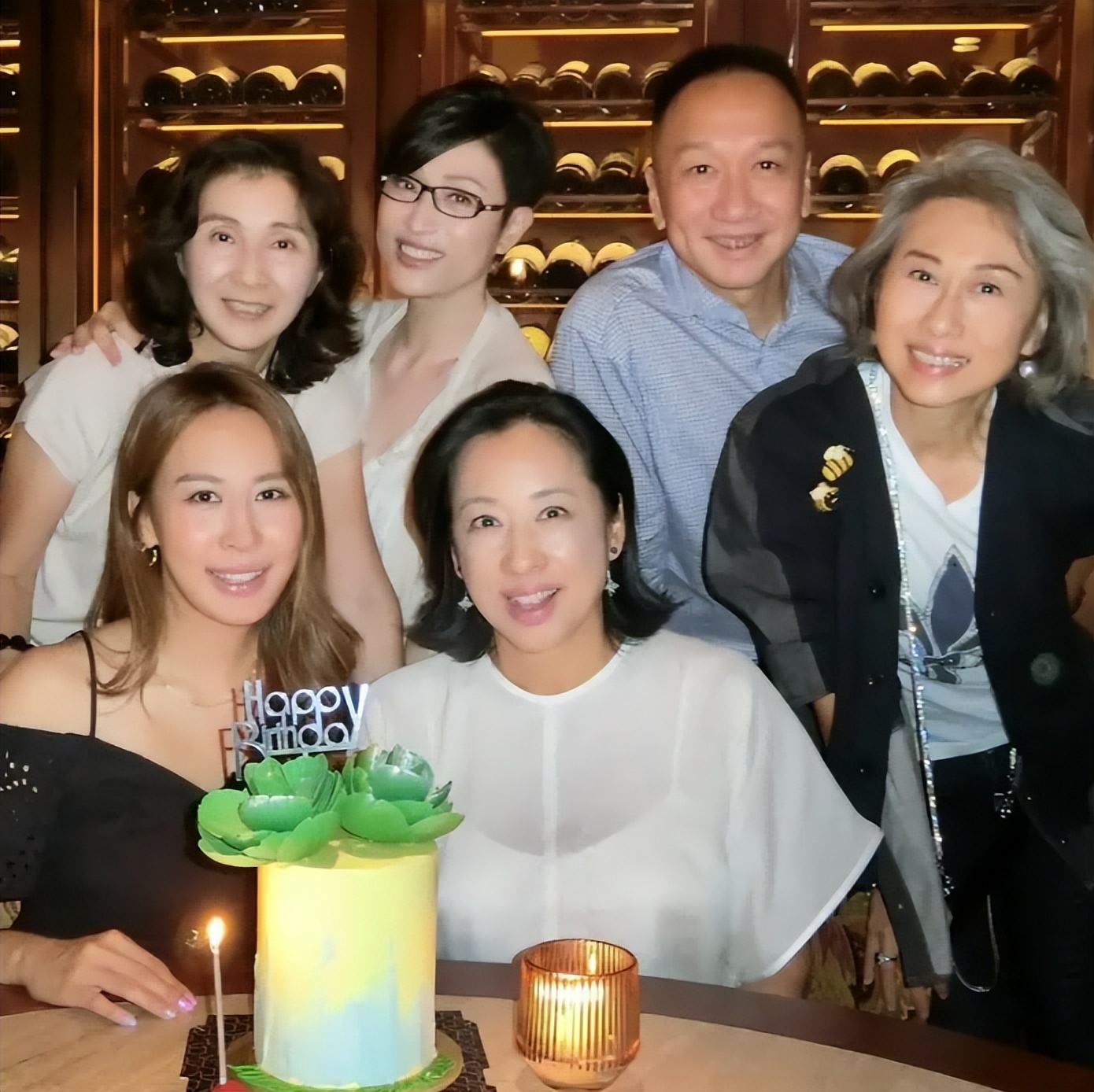 李嘉欣也没想到，临近年关，57岁陈法蓉因一番话，再次口碑暴涨(图48)