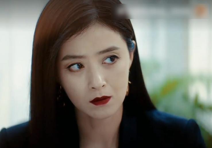 蒋欣拍戏路透认不出，皮肉松垮身材臃肿，穿蓝棉鞋四边齐好老气(图18)