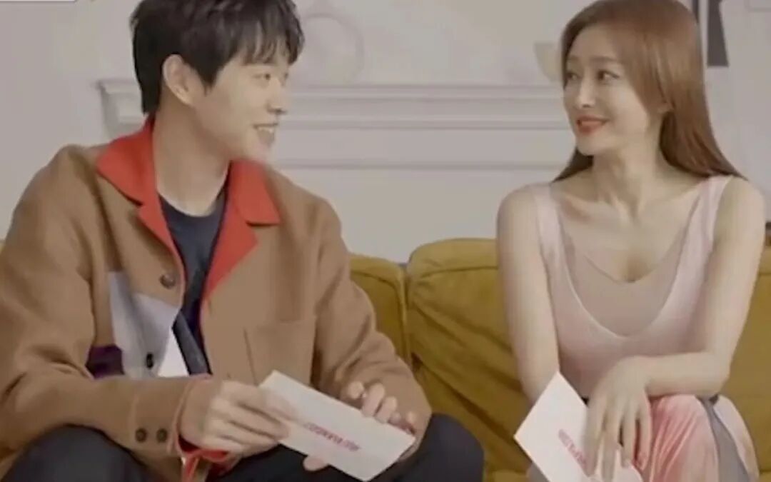 万万没想到，何炅一句话，暴露了秦岚魏大勋的感情状态！(图6)