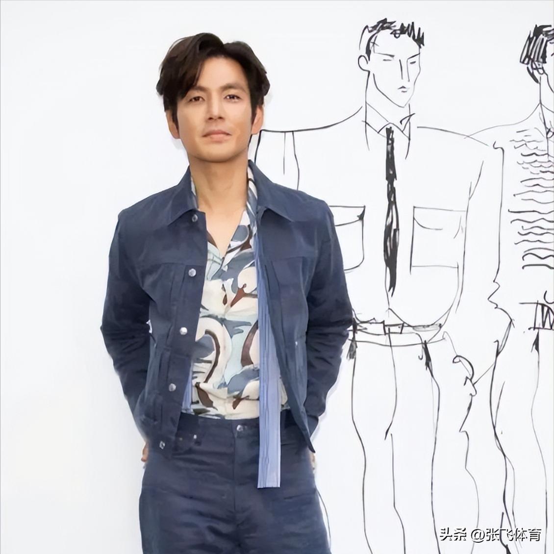 钟汉良在成都农村摆摊！皮肉松垮白发遮不住，蹲街边卖菜像小老头(图34)