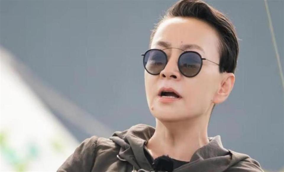 宋丹丹没想到，自己千辛万苦给巴图找的媳妇，竟狠狠拿捏了她(图21)