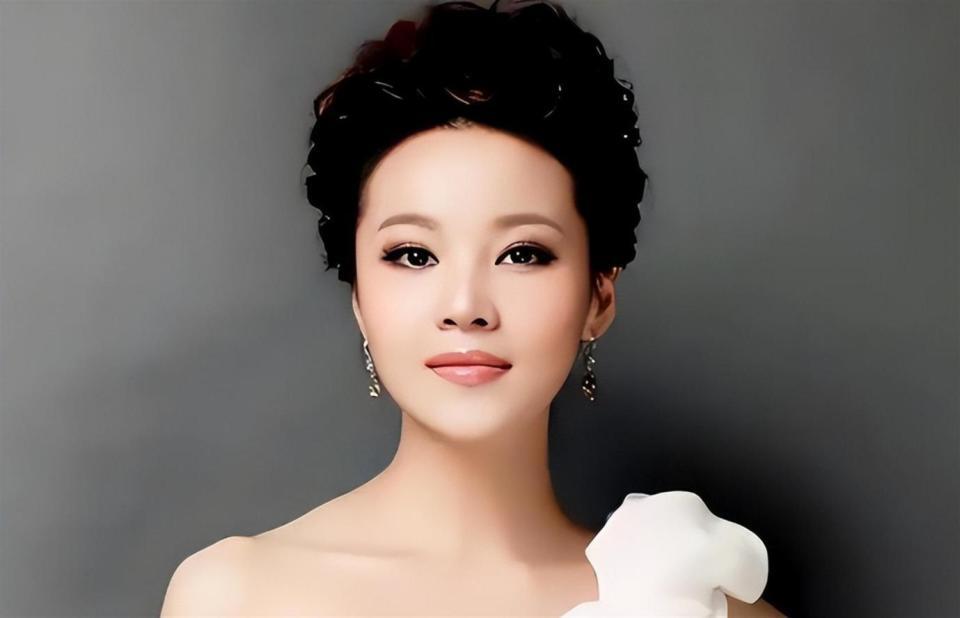 原来她早已离世！曾是朱军搭档，抗癌3年42岁病逝，一生兢兢业业(图8)