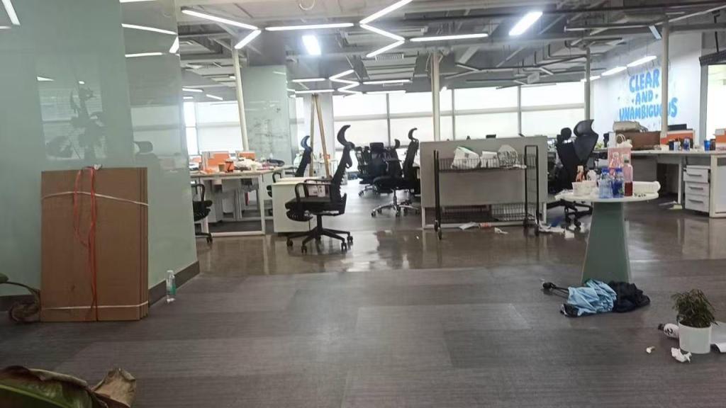 500多天的刑案马拉松：一起9名员工和4名主播“构成”的诈骗案(图2)