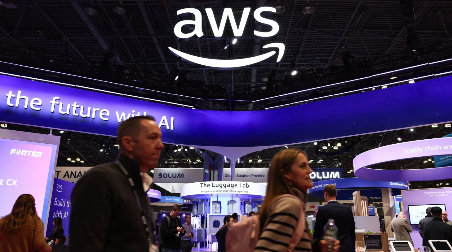 亚马逊:三处设施遭无人机袭击受损 中东不稳定性很可能将持续(图1) 亚马逊:三处设施遭无人机袭击受损 中东不稳定性很可能将持续(图1)