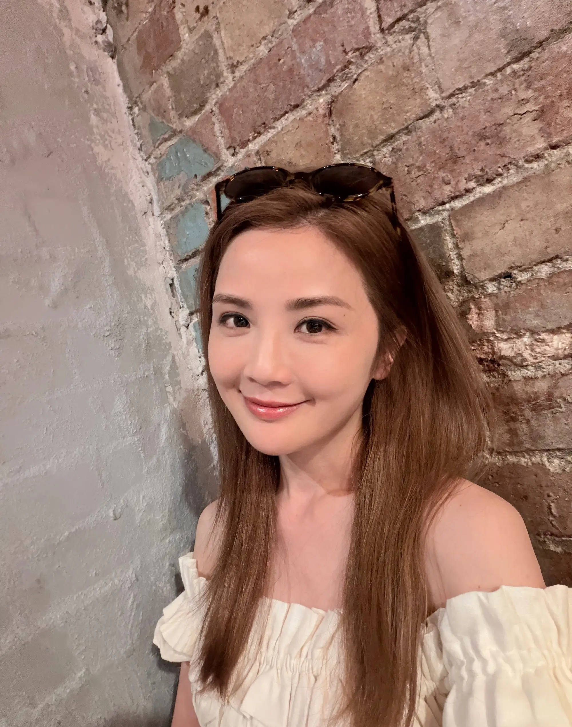 蔡卓妍自曝已带男友见家长 妈妈评价男友“出奇地ok”(图1)