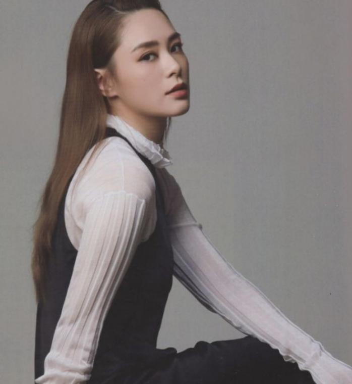 闪婚14个月就离婚,当年风波后不敢抬头,如今45岁阿娇不再自卑(图17) 闪婚14个月就离婚,当年风波后不敢抬头,如今45岁阿娇不再自卑(图17)