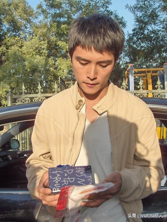 他曾抛弃杨丞琳,也伤害过唐嫣,最终却栽在1个二婚女人手上!(图17) 他曾抛弃杨丞琳,也伤害过唐嫣,最终却栽在1个二婚女人手上!(图17)