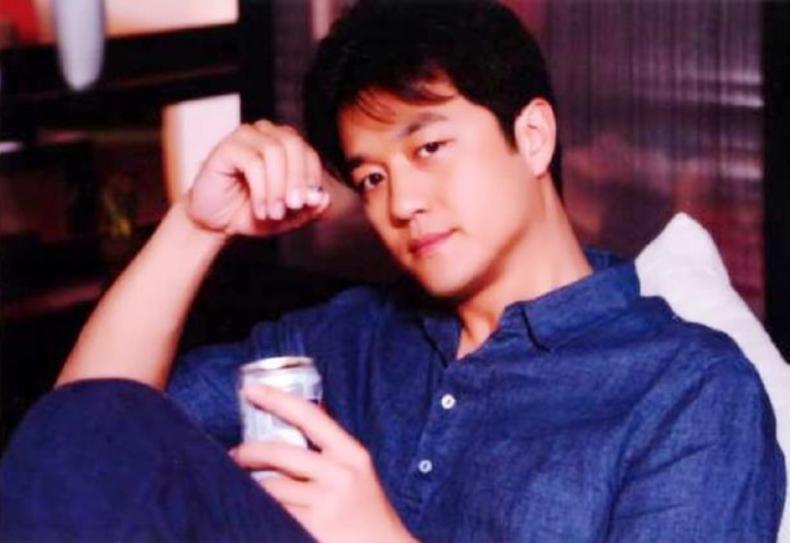 李亚鹏与哥哥失和18年,母亲心如汤煮,如今他们家终于迎来晴天(图7) 李亚鹏与哥哥失和18年,母亲心如汤煮,如今他们家终于迎来晴天(图7)