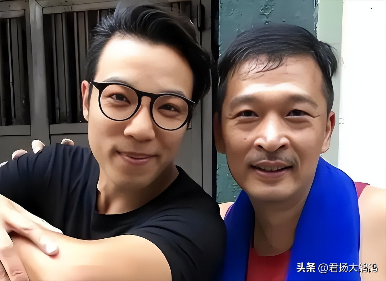 剧里是TVB御用烂仔演员,现实却是隐形老板,57岁因脑出血去世(图15) 剧里是TVB御用烂仔演员,现实却是隐形老板,57岁因脑出血去世(图15)